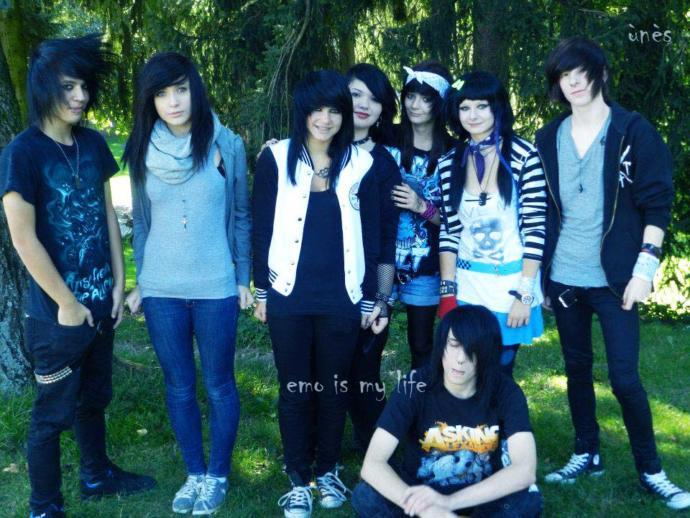 What is emo, describe what emo is?