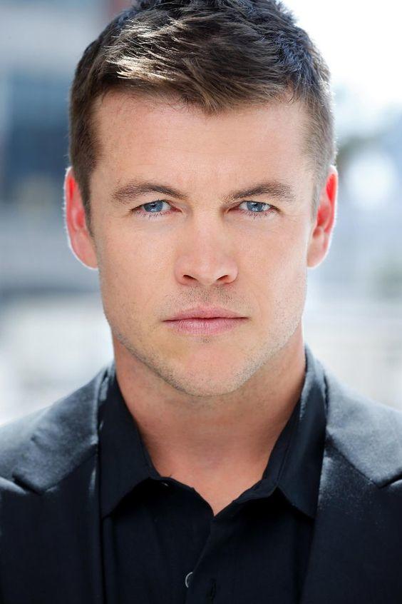 Who's the hottest Hemsworth?