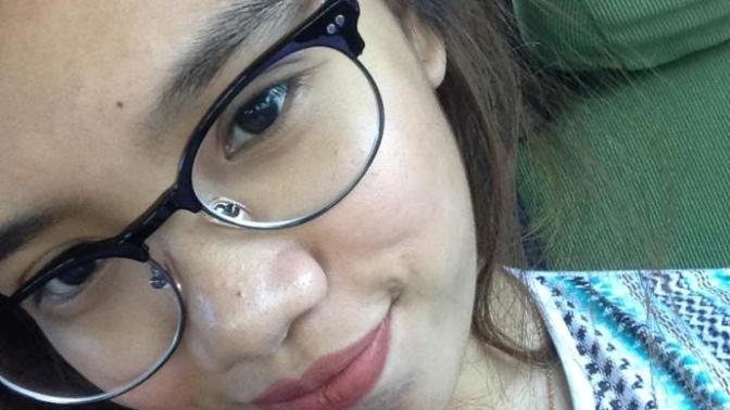 Guys, Do you like girls with glasses? Or no?