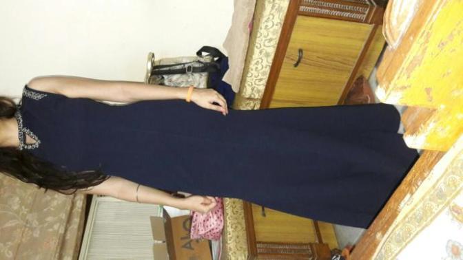 Am i fat? please give honest opinion?