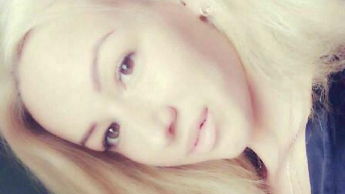 Guys, blonde or brunette is better?:)?