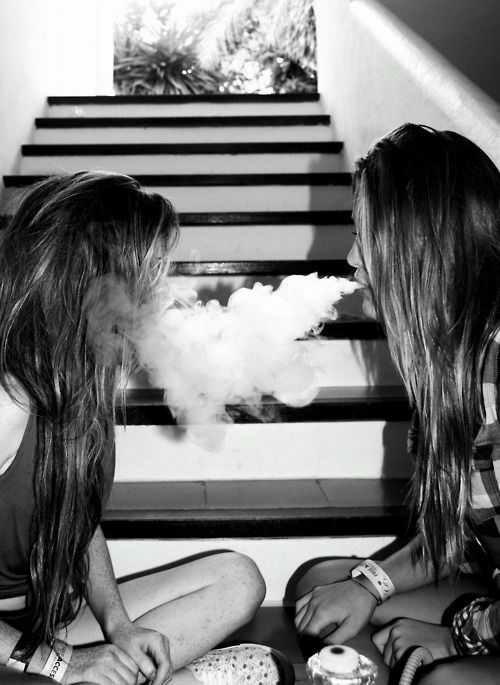 Do people mind if a girl/guy smokes marijuana??