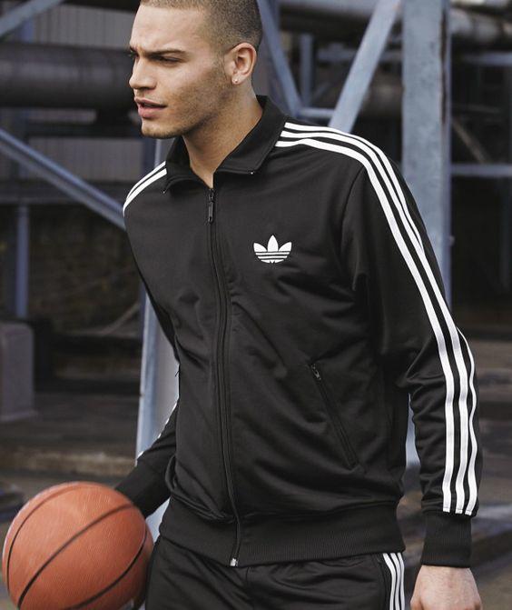 What style outfits do you like to see on a guy/girl?