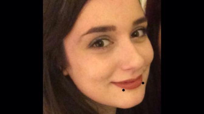 Girls, Always wanted snake bite piercings, how would I look?
