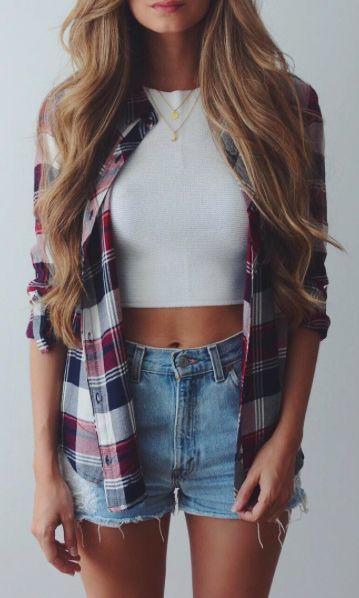 What do guys like for a girl to wear?