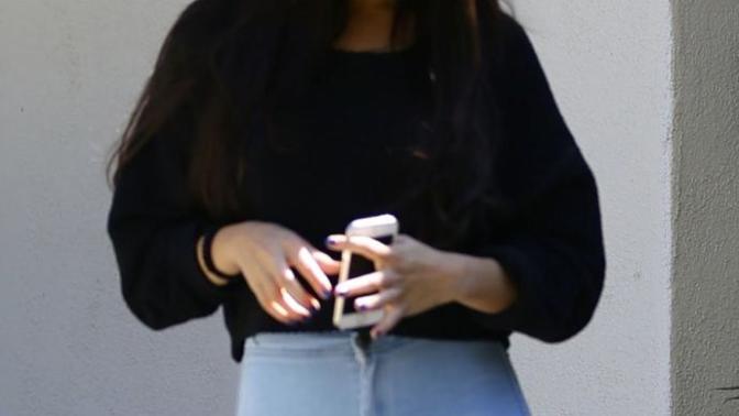 GIRLS: Do high waisted tight skinny jeans hurt?