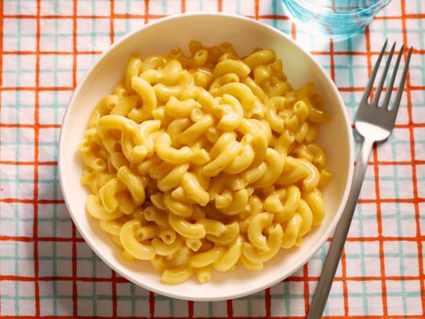 How do you eat mac n cheese?