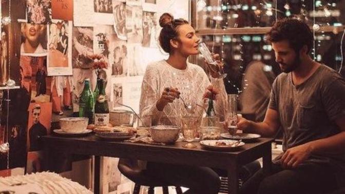 Girls, how would you feel if your boyfriend asked you to take turns in paying?