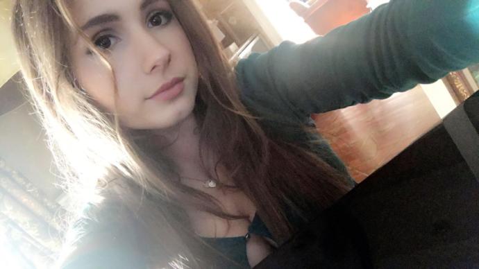 Would I look hotter as a blonde?