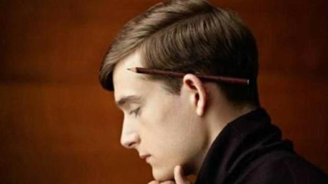 What do you think of guys who put pencils on their ear?