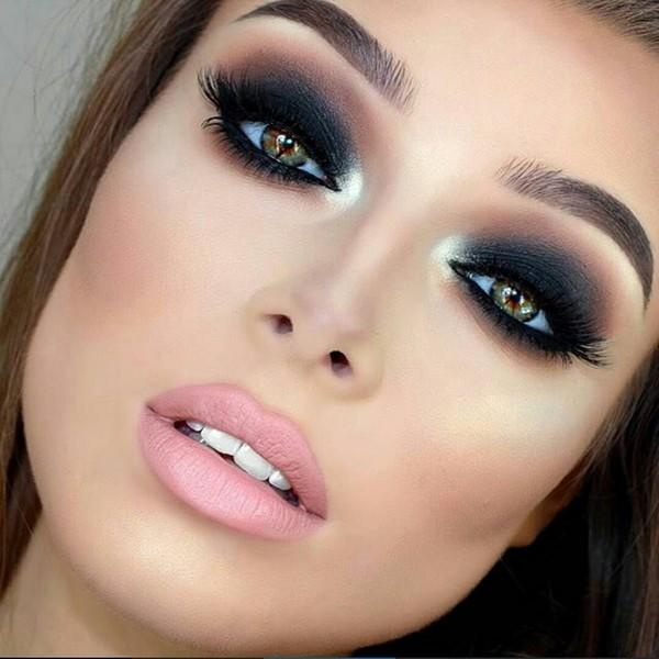 What kind of makeup do you like to see on a woman?