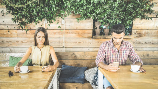 Are women more attracted to guys who act disinterested in them?