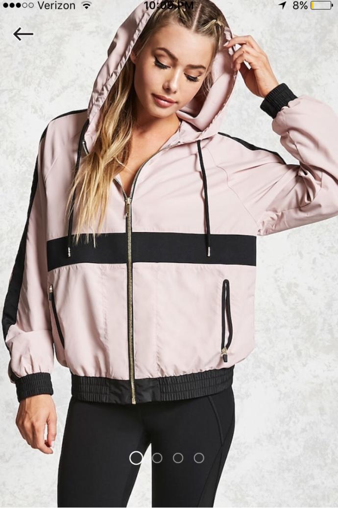 What are cute outfits on girls?