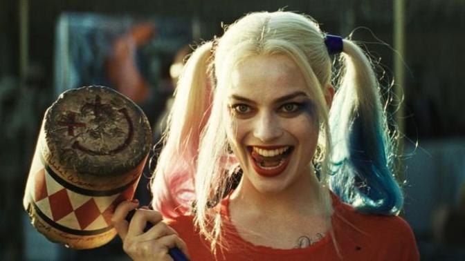 Why do so many girls think the new Harley Quinn isn't hot or beautiful?