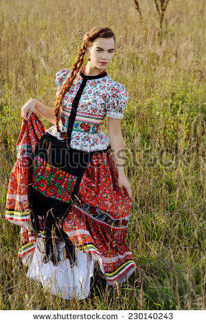 Which women make the best non-feminist traditional women for marraige?