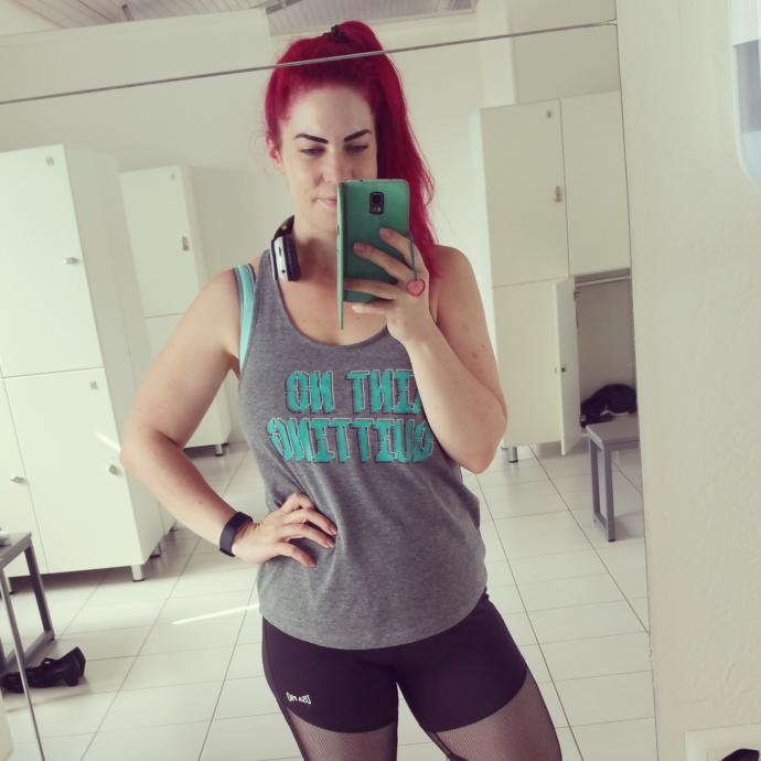 What do guys think of women who does heavy lifting?