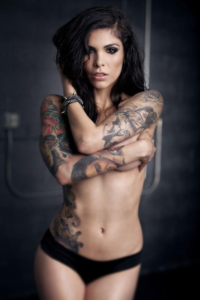 Guys do you prefer girls with or without tattoos?