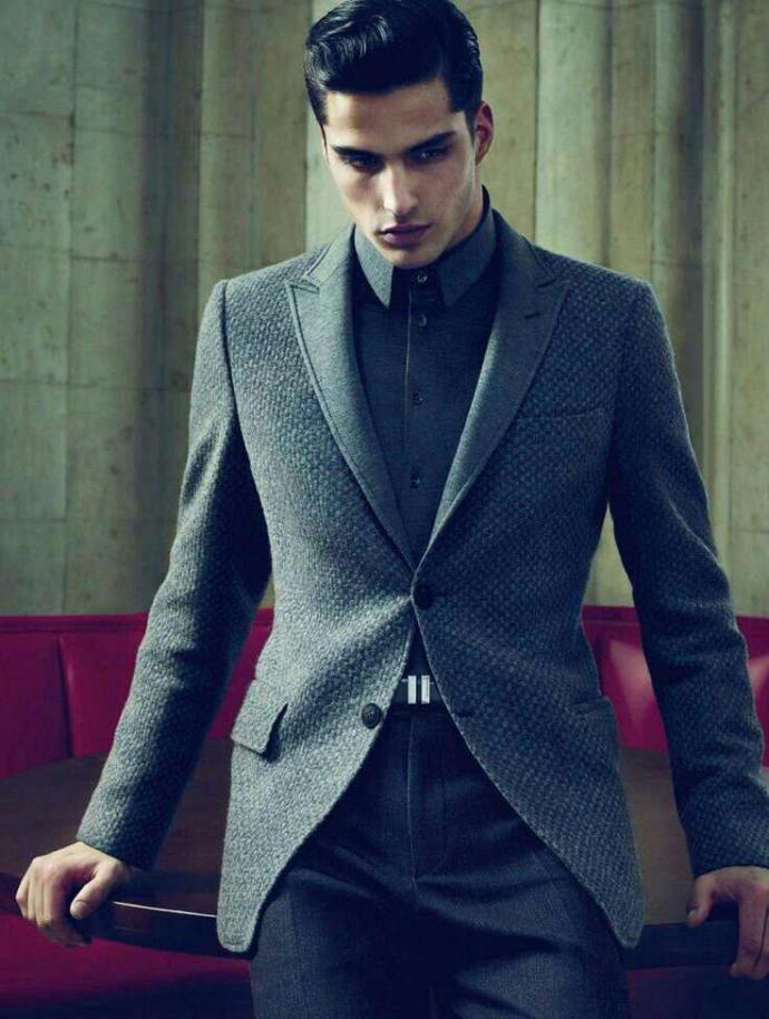 How to dress to Impress?
