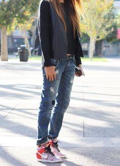 Guys, what is your favorite women's fashion style?