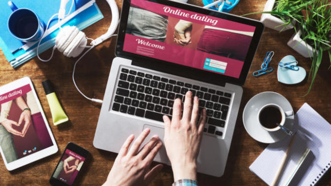 Does online dating even work?
