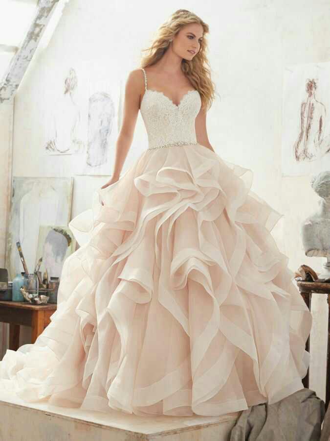 GUYS ONLY: What is your dream wedding and why? Also, what kind of dress would you want your fiance to wear??