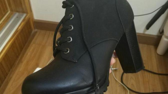 Is it weird/a fashion crime to wear heavy boots during summer?