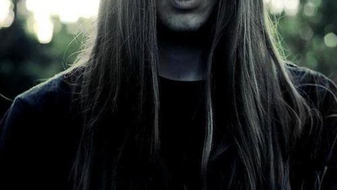 Girls, do you find guys with long hair attractive?