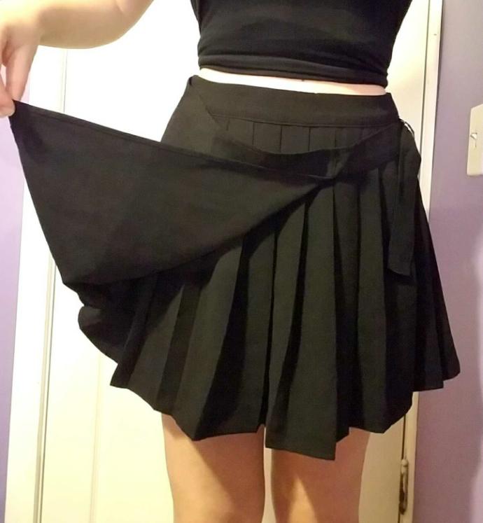 What do you think of my skirt??