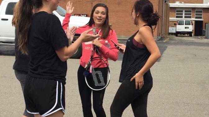 It's my tennis friends birthday, wish her a good one?