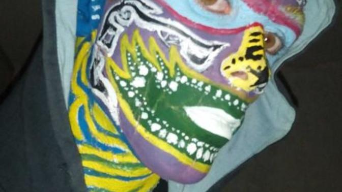 How do I look like with my painted face? =o}?