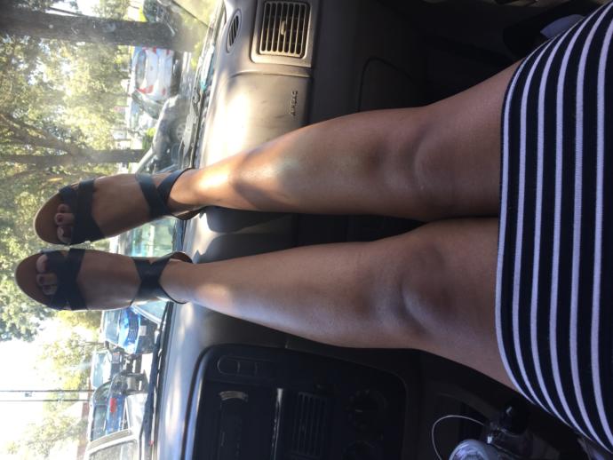 How many guys like thick thighs?