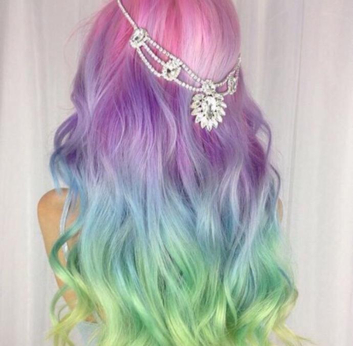 Guys, why you wouldn't like dyed hair on girls?