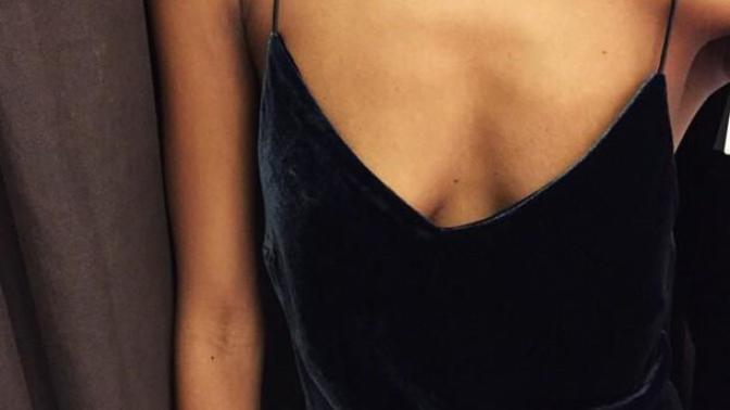 Ladies, can we talk about straps?