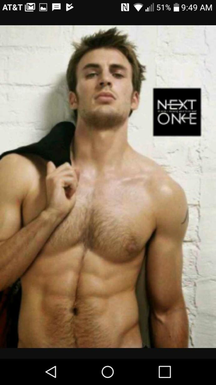 Ladies, hairy chest or waxed/shaved?