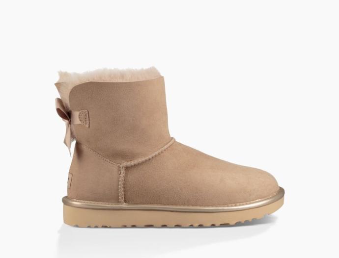 Which shoes look best ?