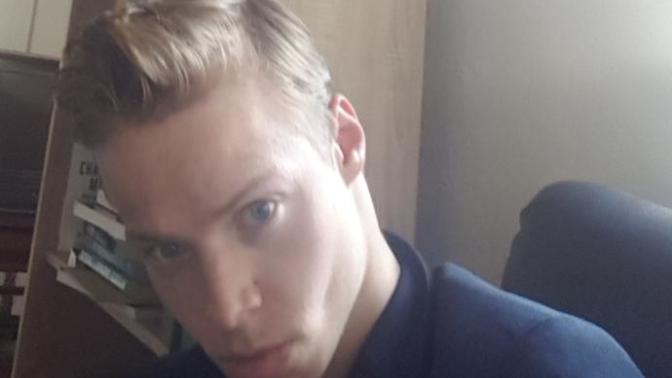 Girls, if this were my profile photo on a dating app, would you consider dating me?