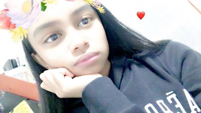 Do you think she's pretty?