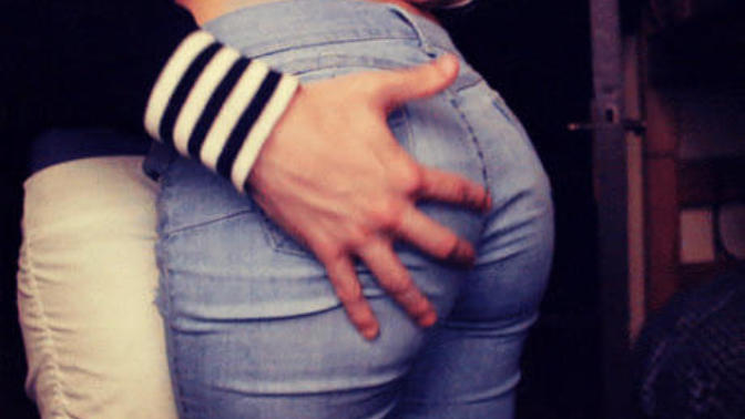 Girls, do you like butt grabbing?