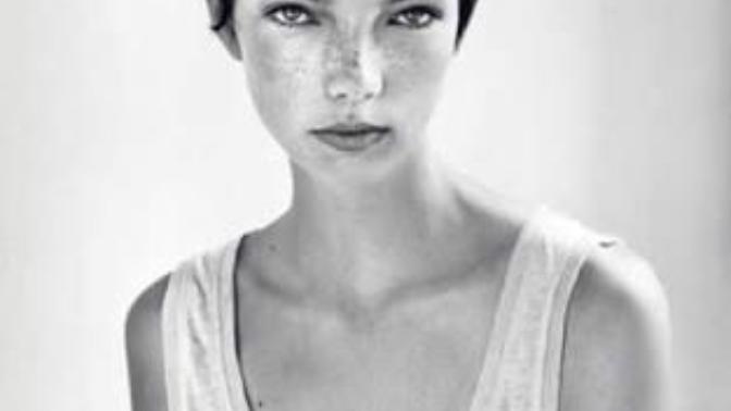 Guys, would you date a girl with very short hair?
