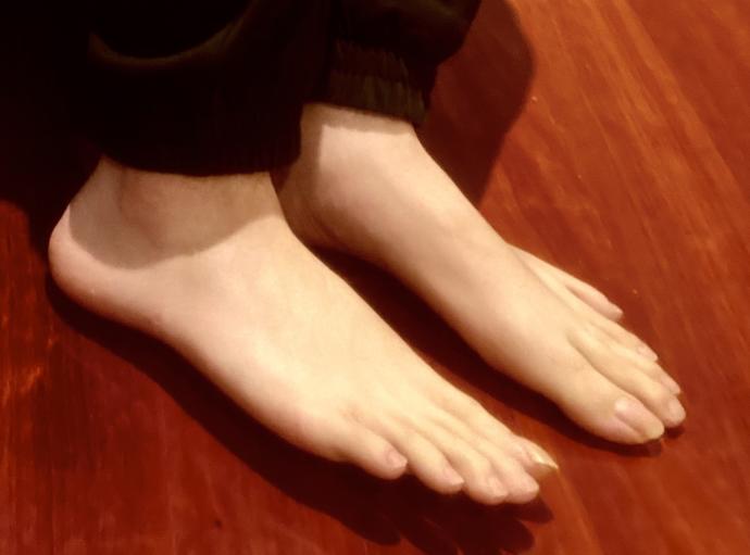 Anyone else have really long toes?
