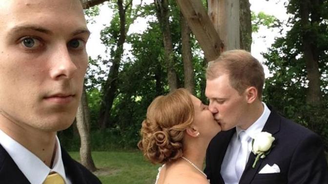 Fiancé invited Her ex-boyfriend to the wedding?