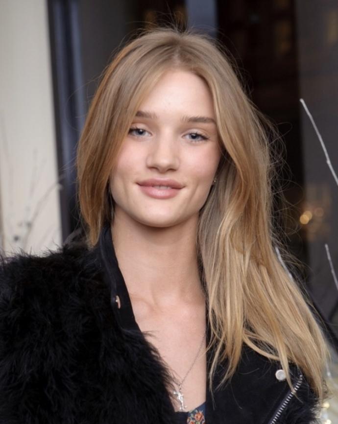 Which shade of blonde should I dye my hair?