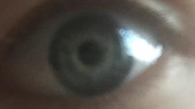 What on earth is my eye colour?