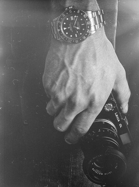 Girls, do you find big hands on guys hand attractive or unattractive?