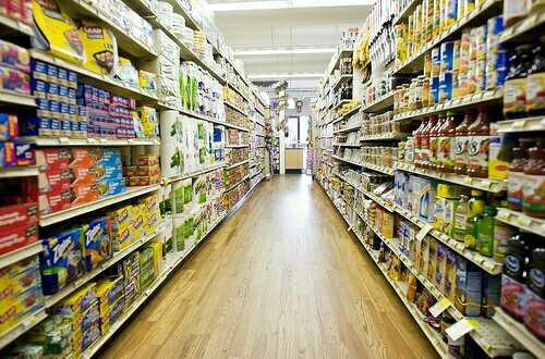 Do you check the peremption date before you eat/drink something ??