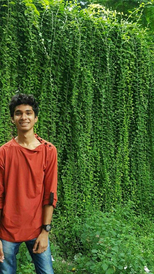 How do i look girls n guys ??