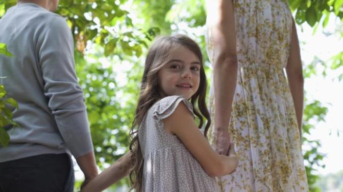Would a man in a committed relationship (engaged or married) ever bring his kids around his "side piece"?