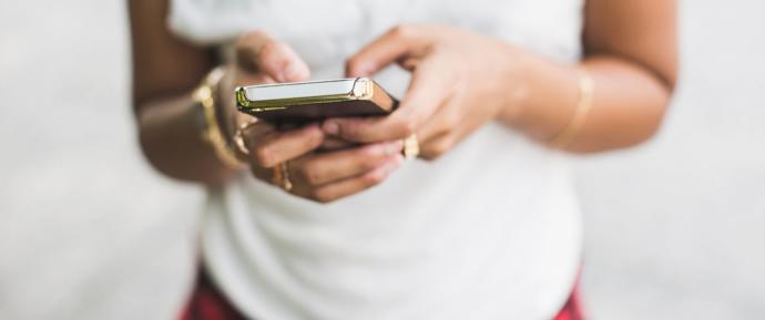 Is Constant Texting Good or Bad for a Relationship?