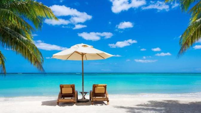Do you prefer to stay in Hotels or Hostels when you are on holiday?