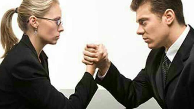 What's that big difference between men and women at work?